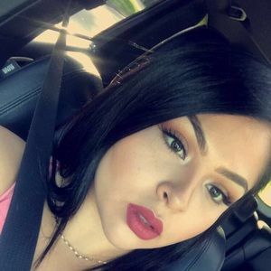 Meet your Posher, Blanca